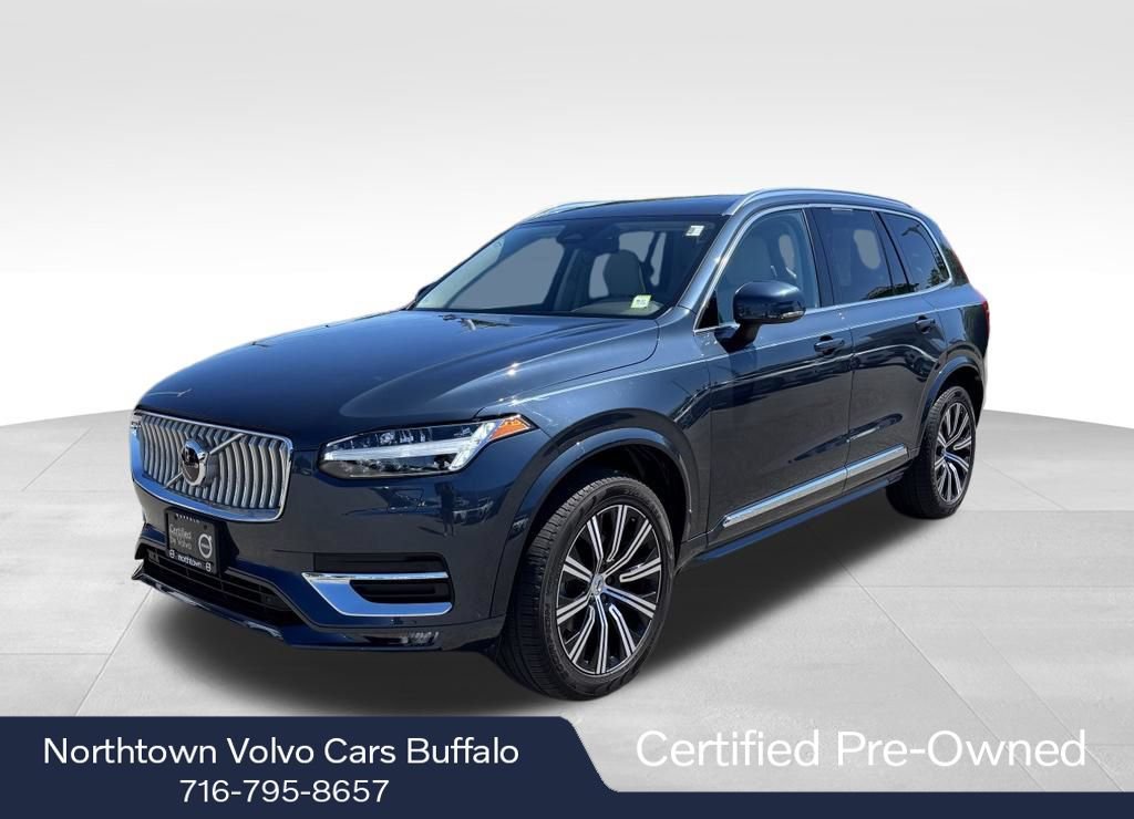 Used 2025 Volvo XC90 B5 Core w/ Climate Package AWD/4WD image 1