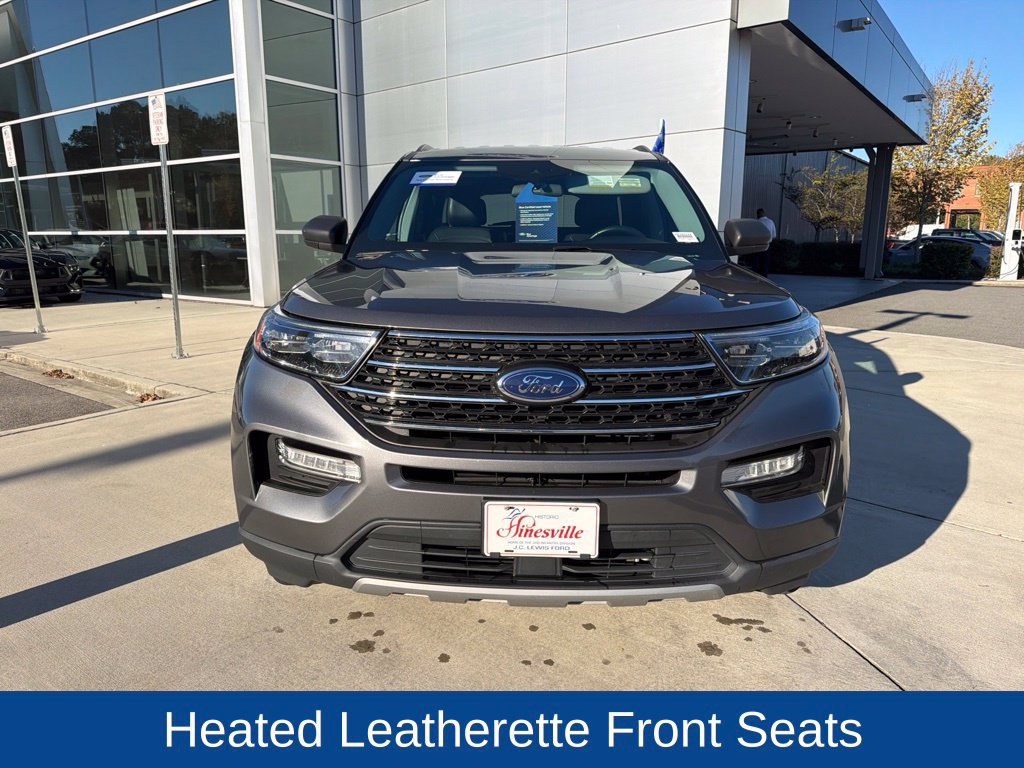 Certified 2022 Ford Explorer XLT w/ Equipment Group 202A RWD image 2