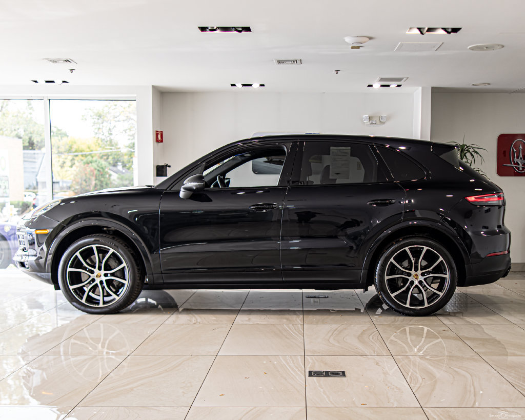 Used 2022 Porsche Cayenne S AWD/4WD image 6