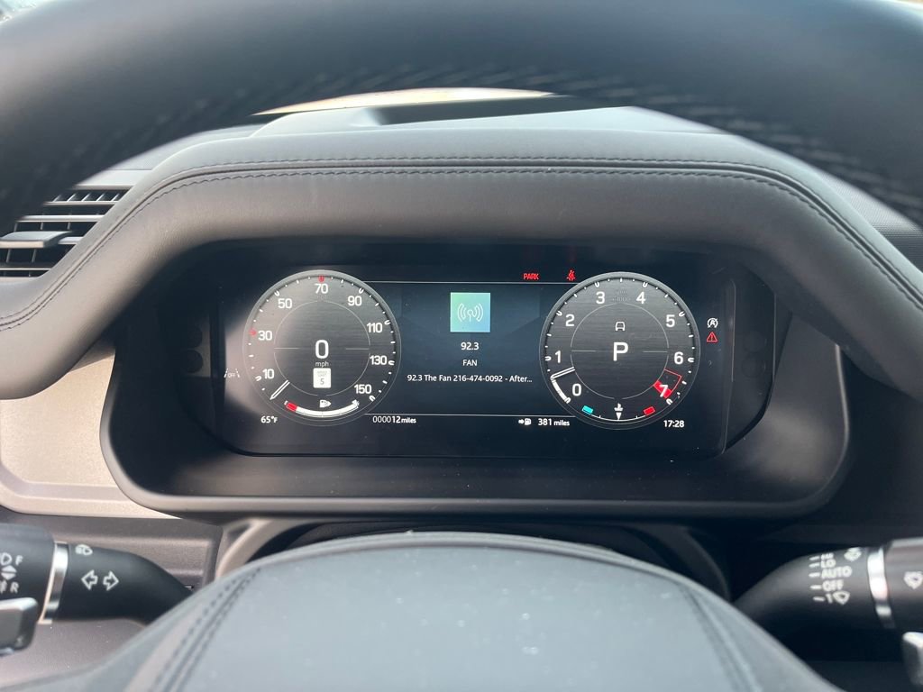 New 2026 Land Rover Defender 110 V8 image 15