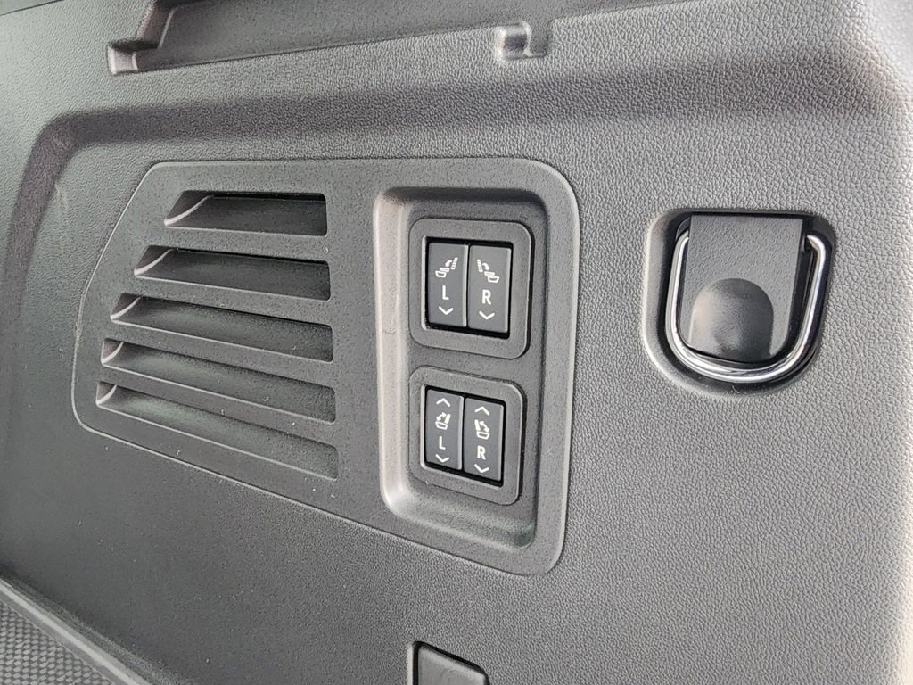 New 2026 Buick Enclave Avenir w/ Super Cruise Package image 50