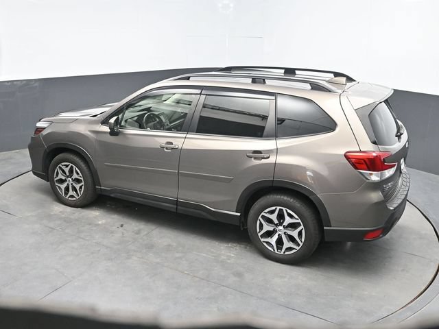 Used 2020 Subaru Forester Premium AWD/4WD image 28