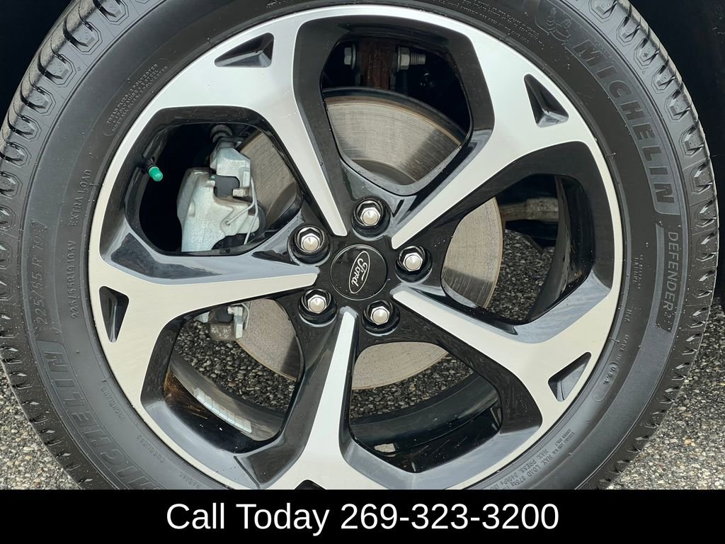 Used 2023 Ford Escape ST-Line Elite image 7