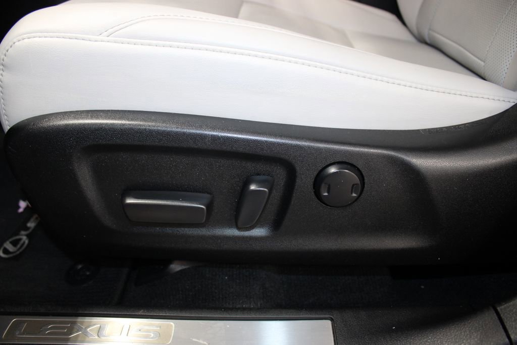 Used 2022 Lexus RX 350 FWD w/ Premium Package image 17