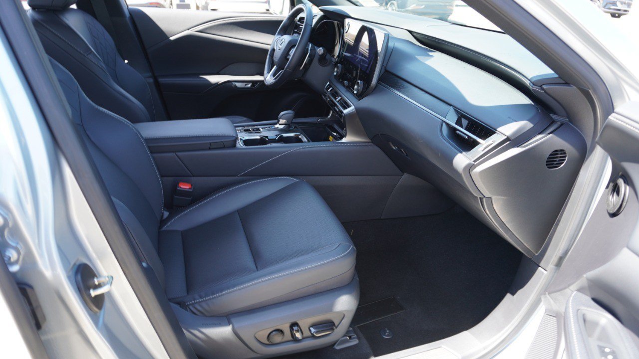 Certified 2026 Lexus RX 350 Premium FWD image 14