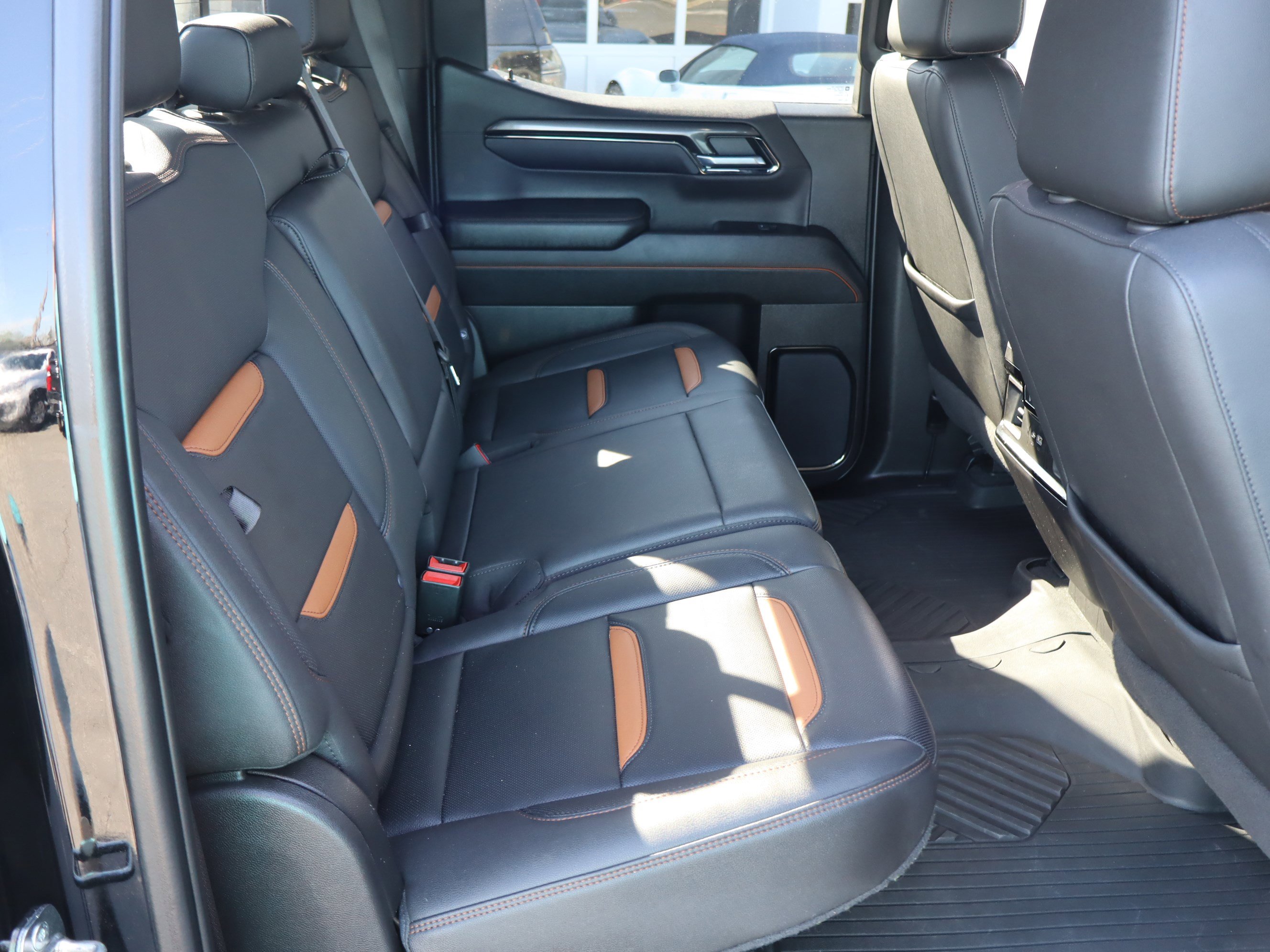 Used 2023 GMC Sierra 1500 AT4 w/ AT4 Premium Package AWD/4WD image 37