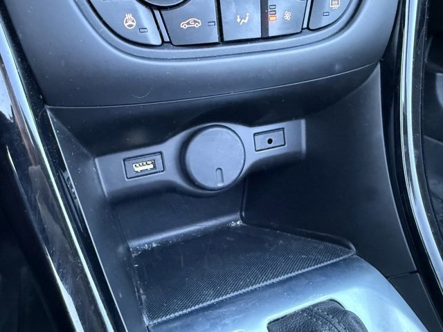 Used 2018 Buick Cascada Premium image 22