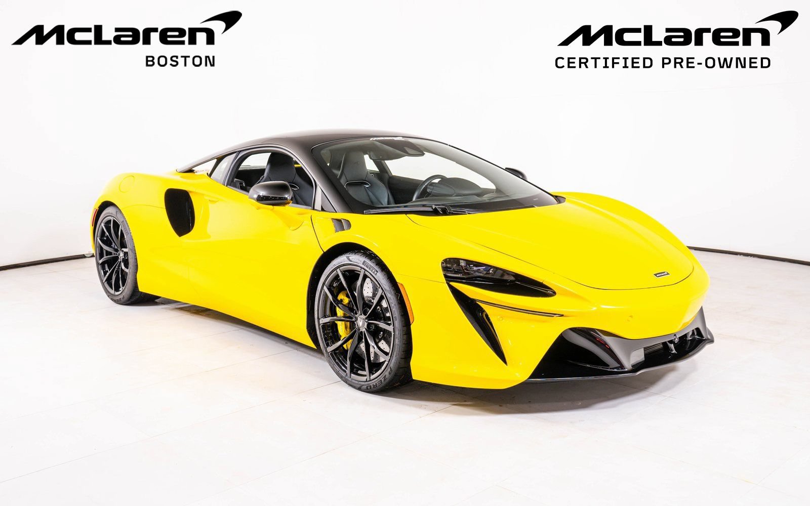 Used 2023 McLaren Artura RWD image 7