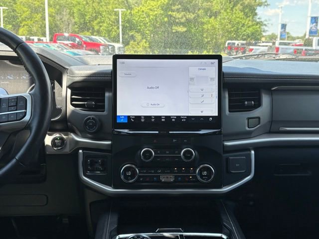 Used 2022 Ford Expedition Max XLT RWD image 17