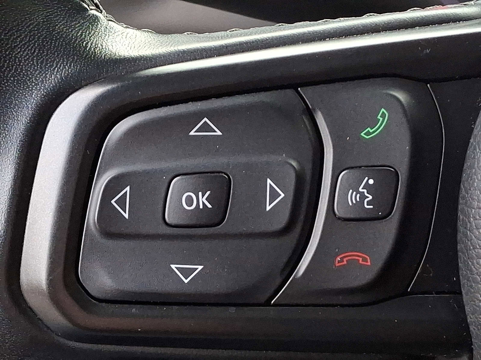 Used 2021 Jeep Gladiator Sport image 22