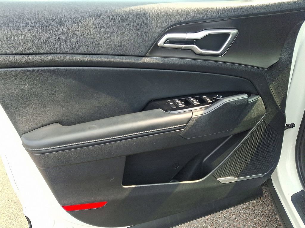 Used 2023 Kia Sportage EX w/ EX Premium Package image 13