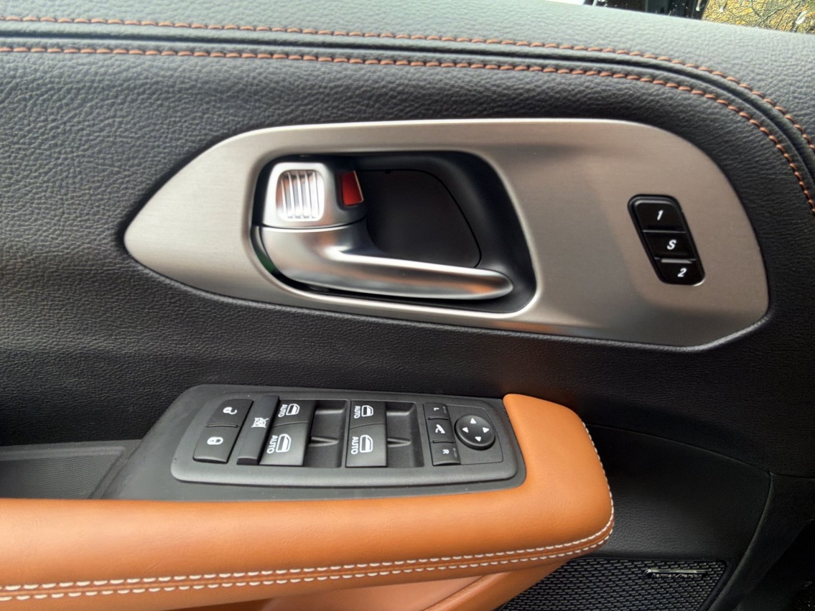 New 2026 Chrysler Pacifica Pinnacle FWD image 15