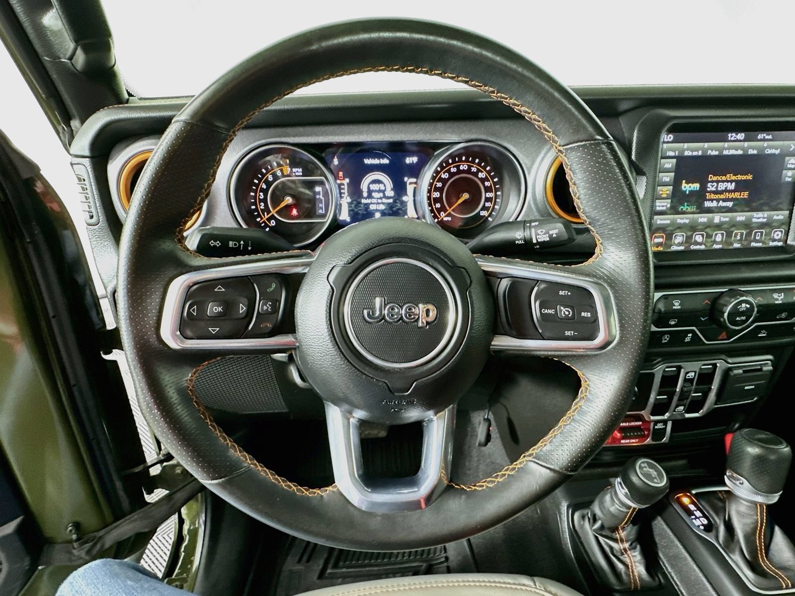 Used 2023 Jeep Gladiator Mojave w/ Trailer Tow Package AWD/4WD image 11