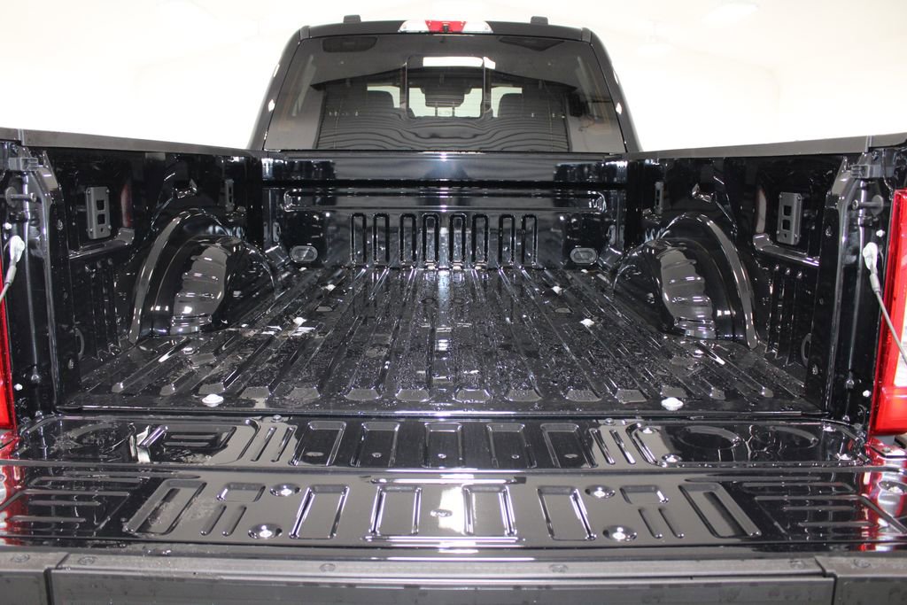 New 2026 Ford F250 King Ranch w/ FX4 Off-Road Package image 16