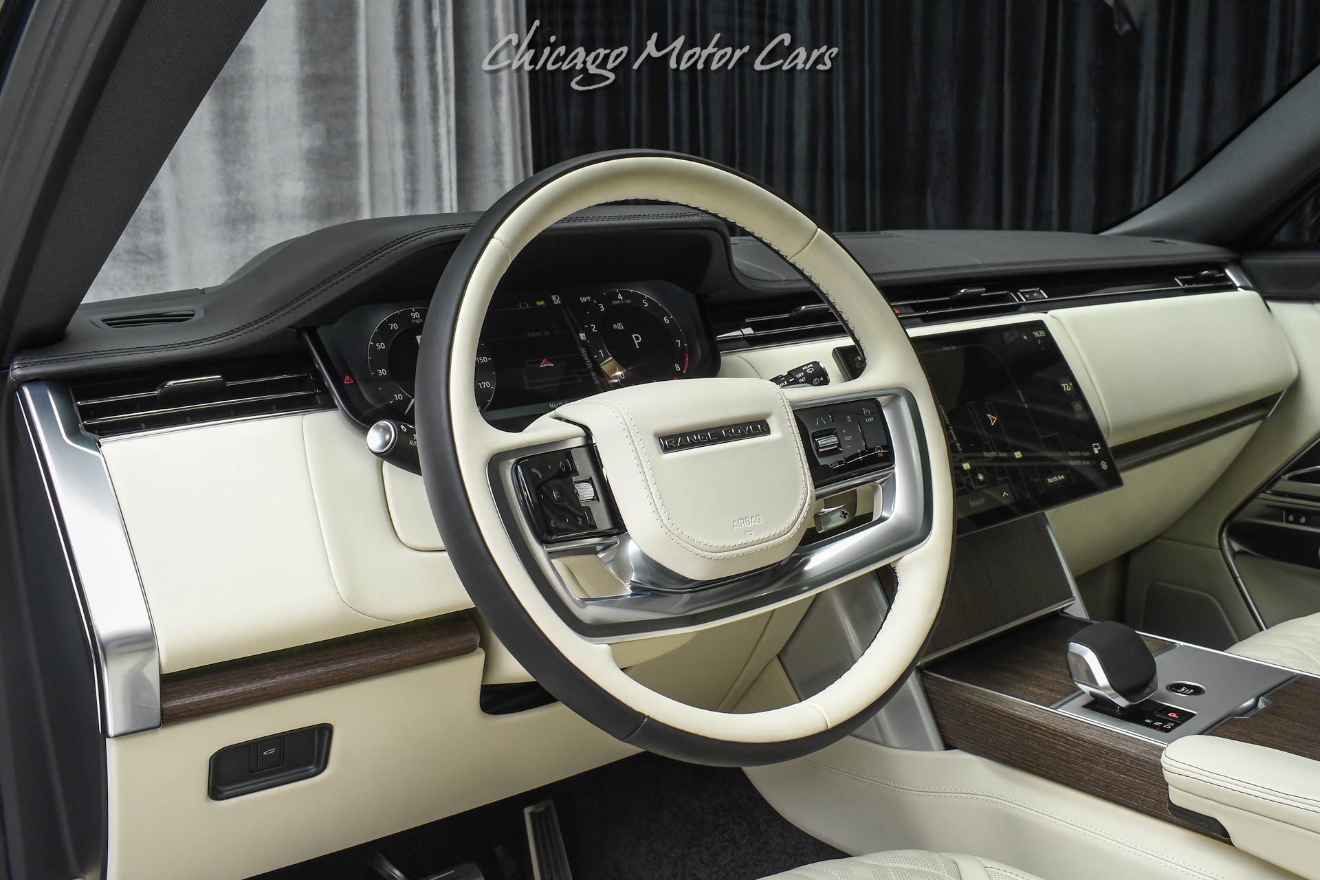 Used 2026 Land Rover Range Rover Long Wheelbase SE AWD/4WD image 8