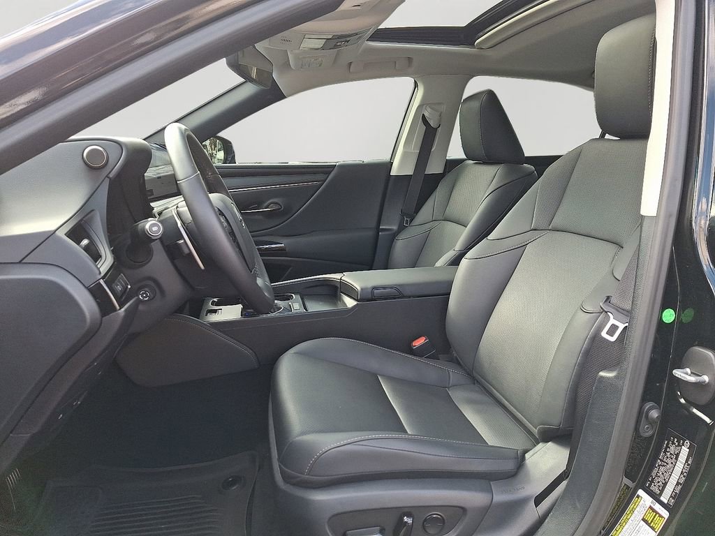 Certified 2024 Lexus ES 350 w/ Premium Package image 14
