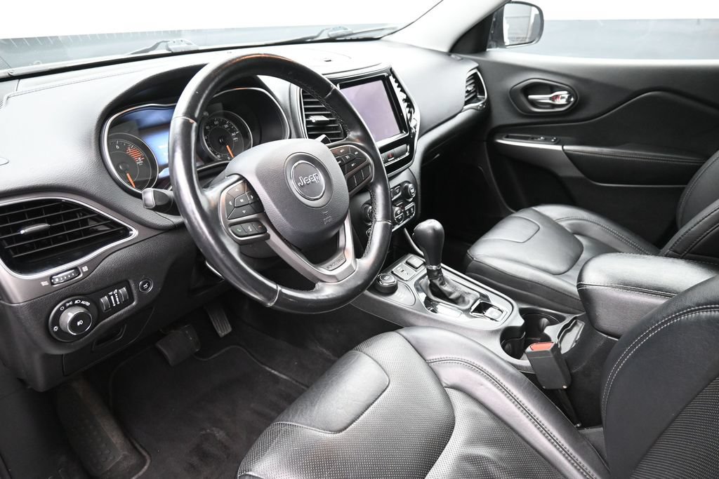 Used 2020 Jeep Cherokee Limited AWD/4WD image 19