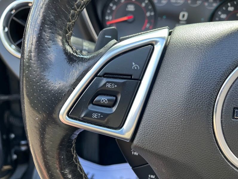 Used 2017 Chevrolet Camaro SS RWD image 14