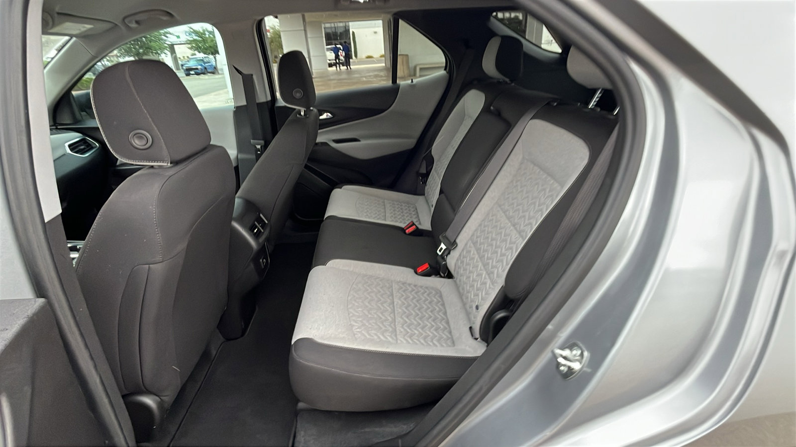 Used 2024 Chevrolet Equinox LS w/ LS Convenience Package FWD image 24