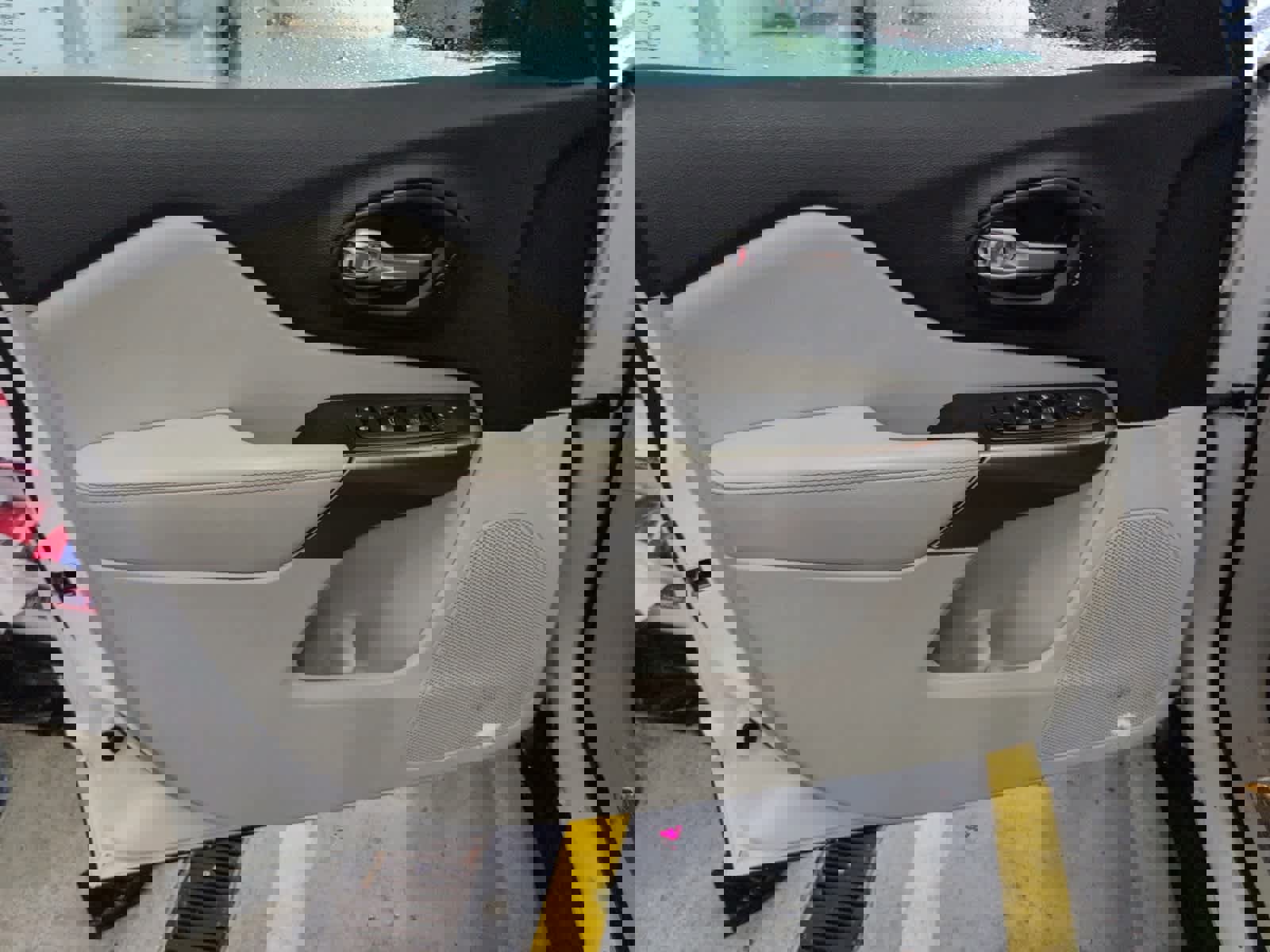 Used 2020 Jeep Cherokee Limited AWD/4WD image 12