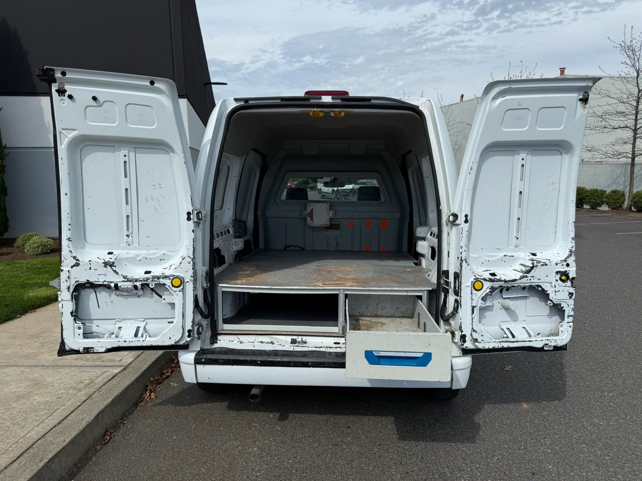 Used 2013 Ford Transit Connect XLT FWD image 5