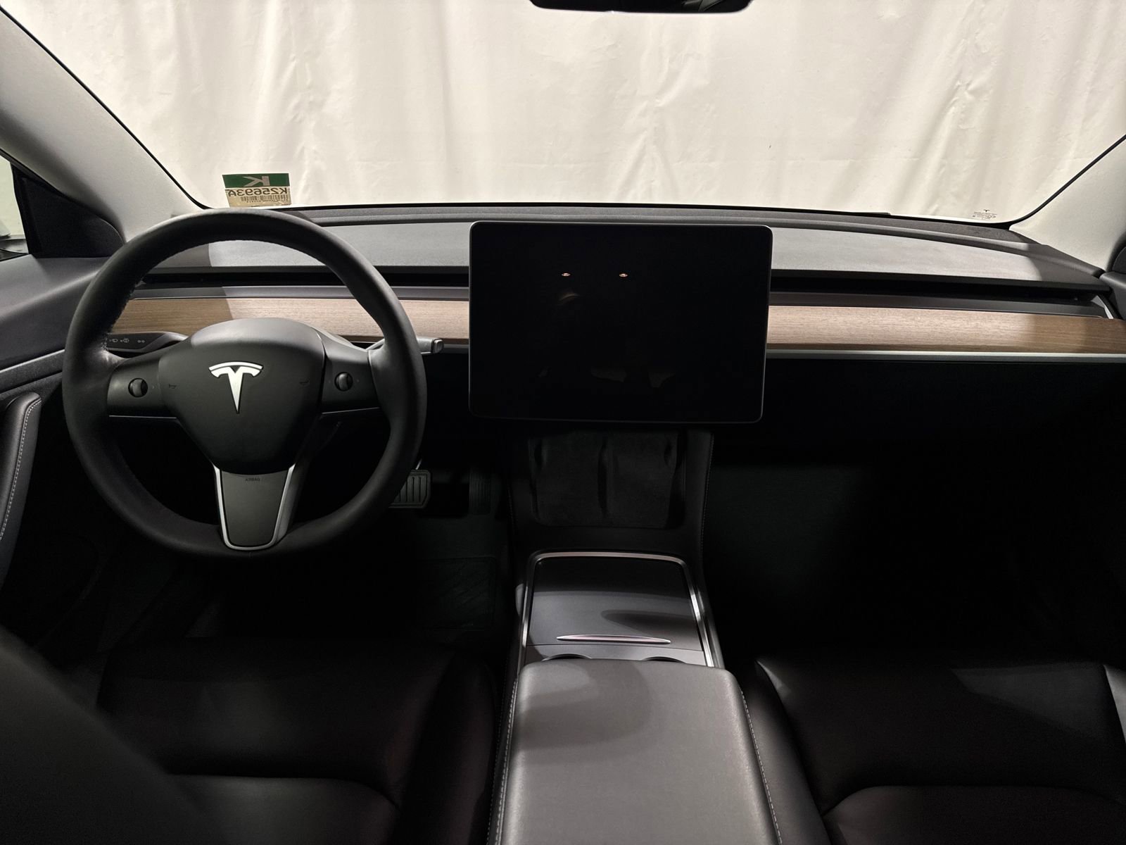 Used 2021 Tesla Model 3 Standard Range Plus image 3