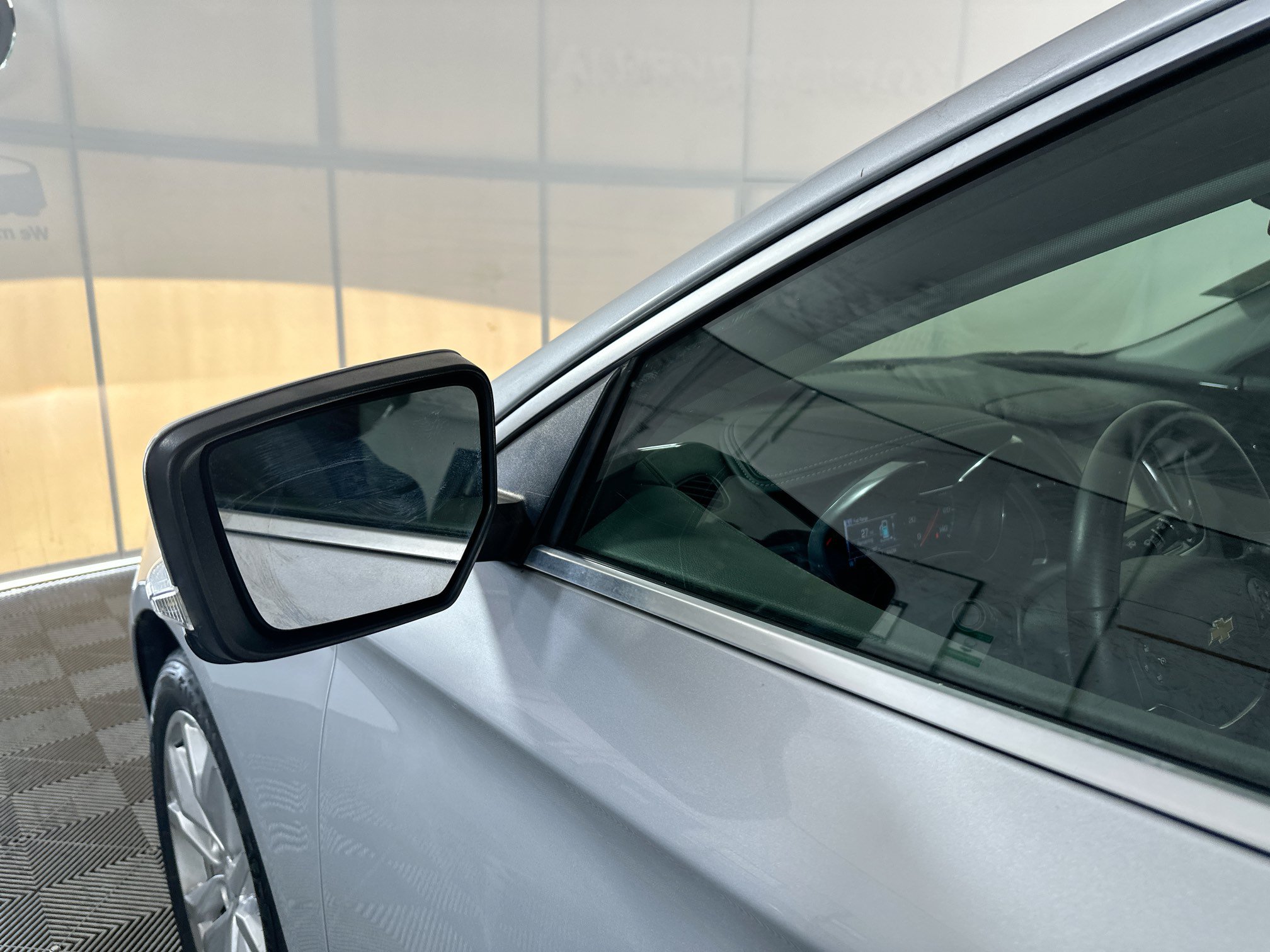 Used 2018 Chevrolet Impala LT FWD image 10