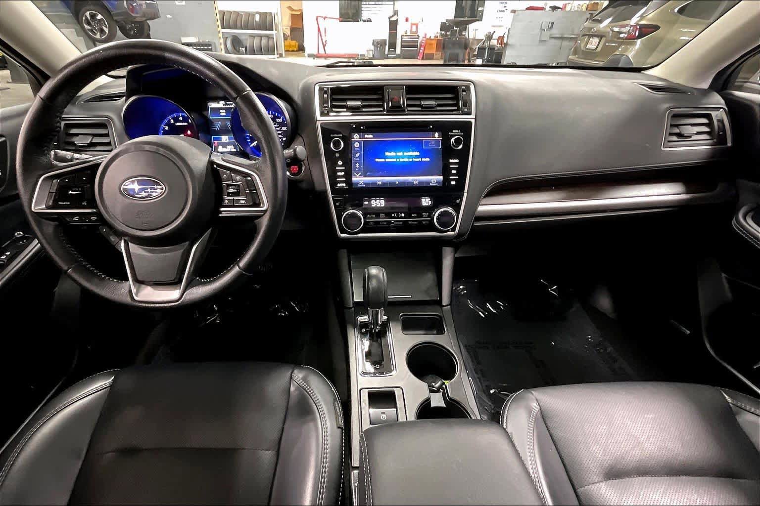 Used 2019 Subaru Outback 2.5i Limited AWD/4WD image 16