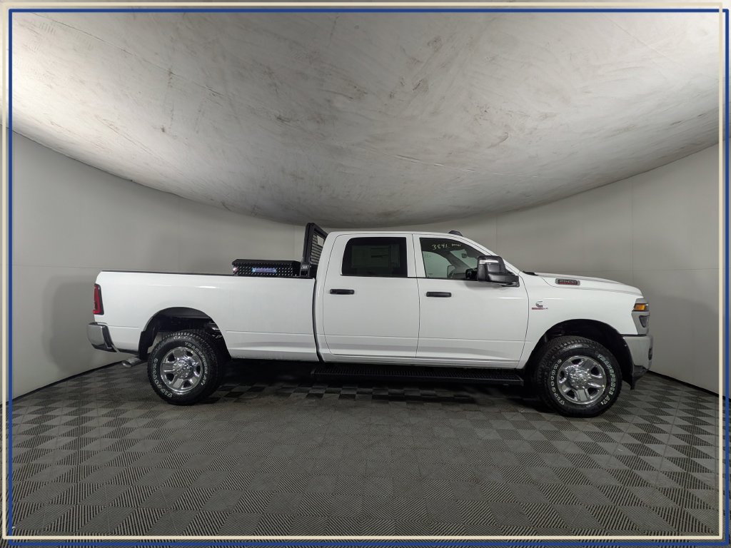 New 2026 RAM 2500 Tradesman AWD/4WD image 6