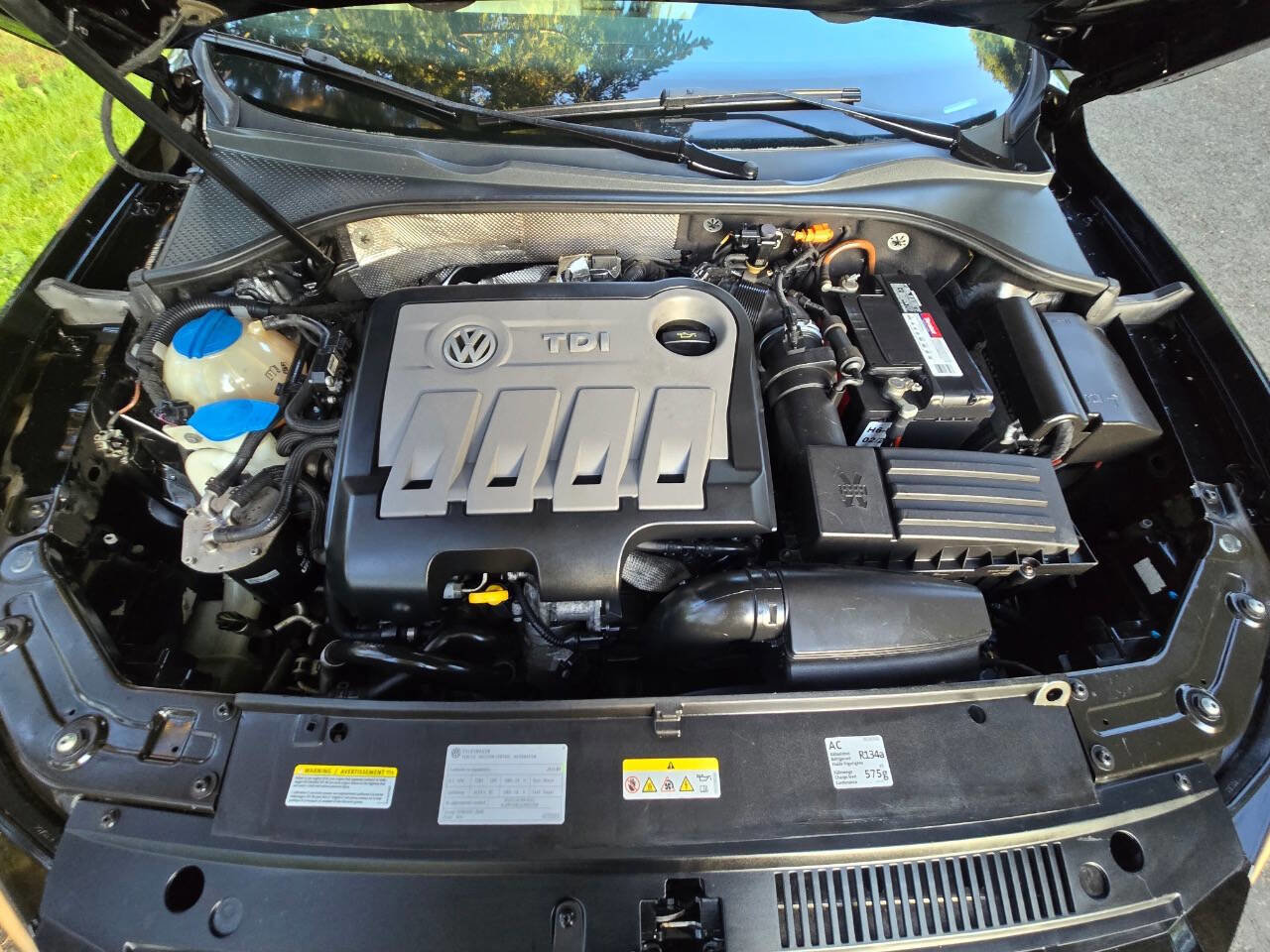 Used 2014 Volkswagen Passat TDI SE FWD image 24