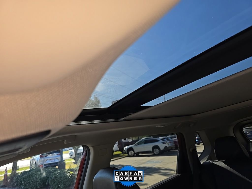 Used 2021 Nissan Rogue SV w/ Premium Package image 17