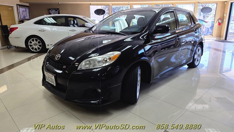 Used 2009 Toyota Matrix S FWD image 2
