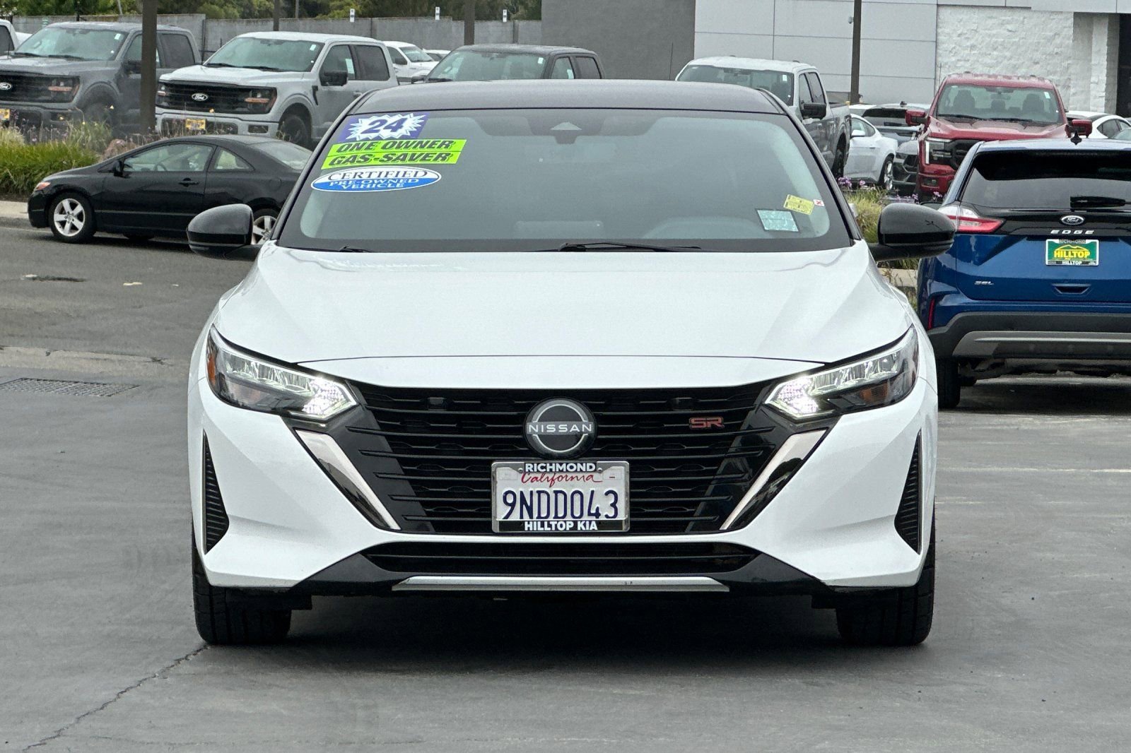 Used 2024 Nissan Sentra SR w/ Lighting Package FWD image 12