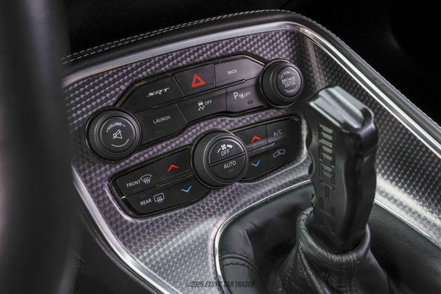 Used 2016 Dodge Challenger SRT Hellcat RWD image 36