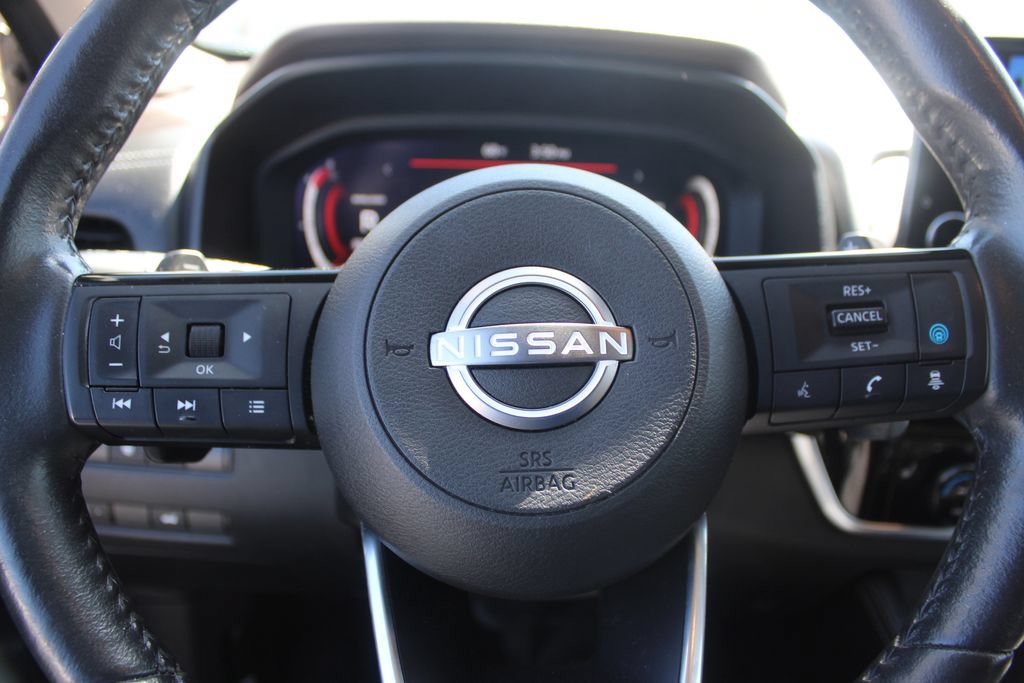 Used 2023 Nissan Rogue Platinum w/ Platinum Premium Package FWD image 28