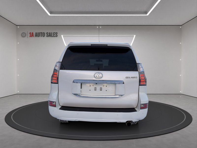 Used 2017 Lexus GX 460 image 4