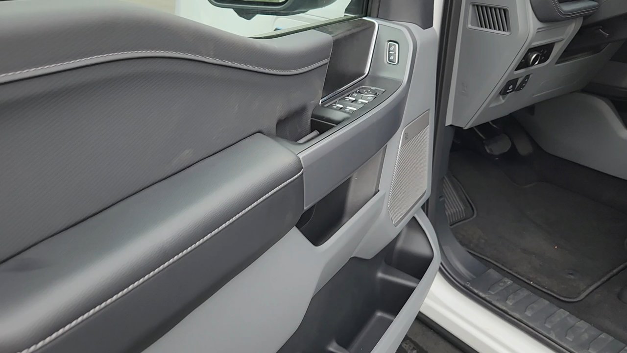 New 2025 Ford F150 Lightning Flash image 17