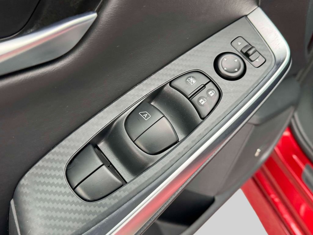 Certified 2025 Nissan Sentra SR w/ SR Premium Package FWD image 17
