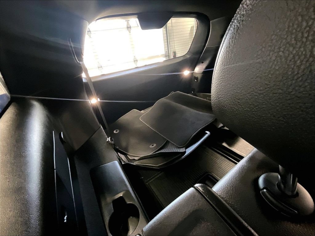 Used 2024 Cadillac XT6 Luxury w/ LPO, Floor Liner Package AWD/4WD image 17