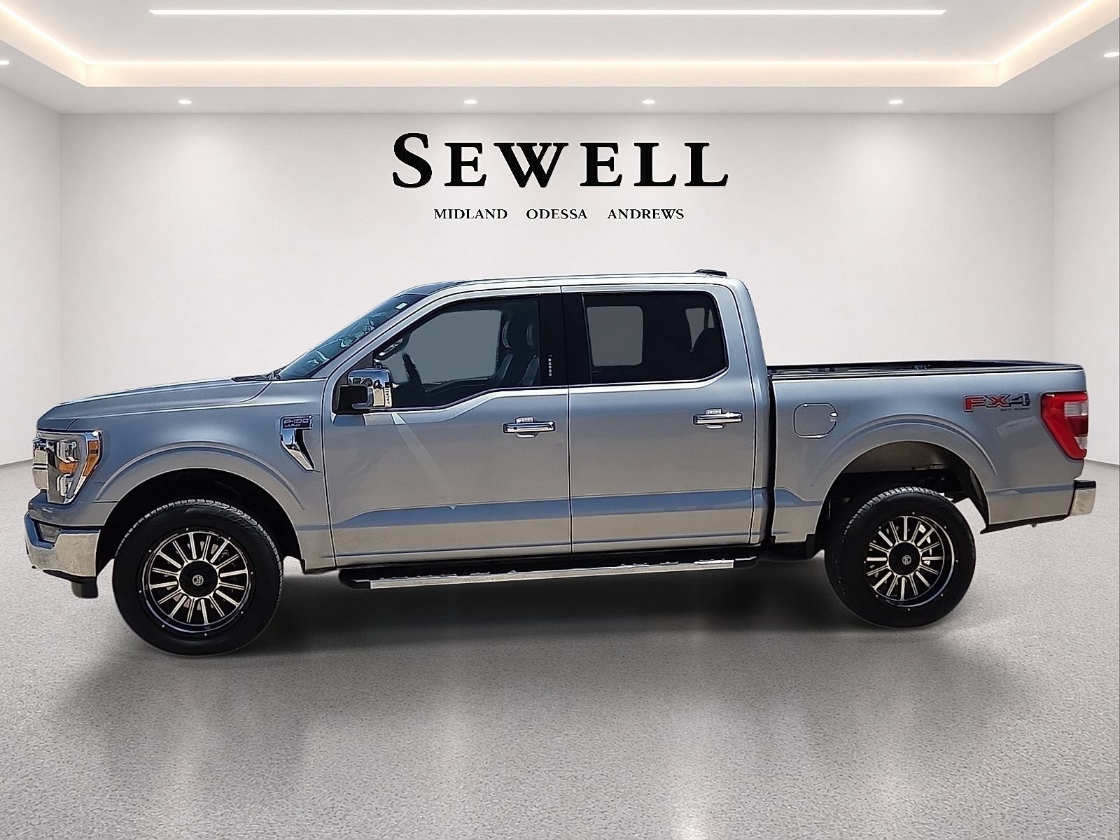 Used 2021 Ford F150 Lariat AWD/4WD image 2