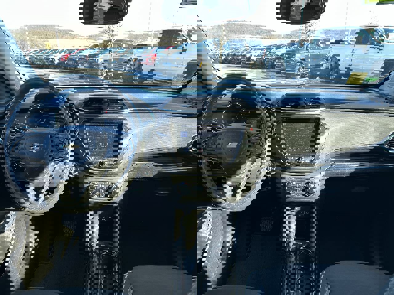 Used 2022 Chevrolet TrailBlazer LT w/ Convenience Package image 16