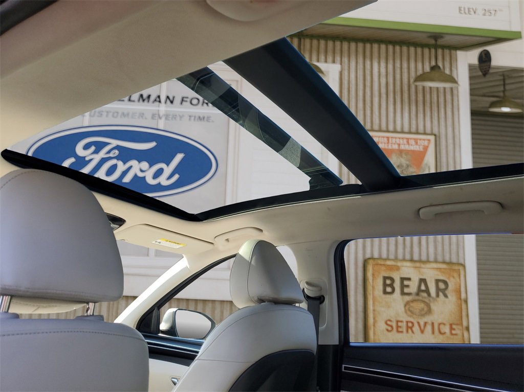 Used 2022 Hyundai Tucson Limited image 13