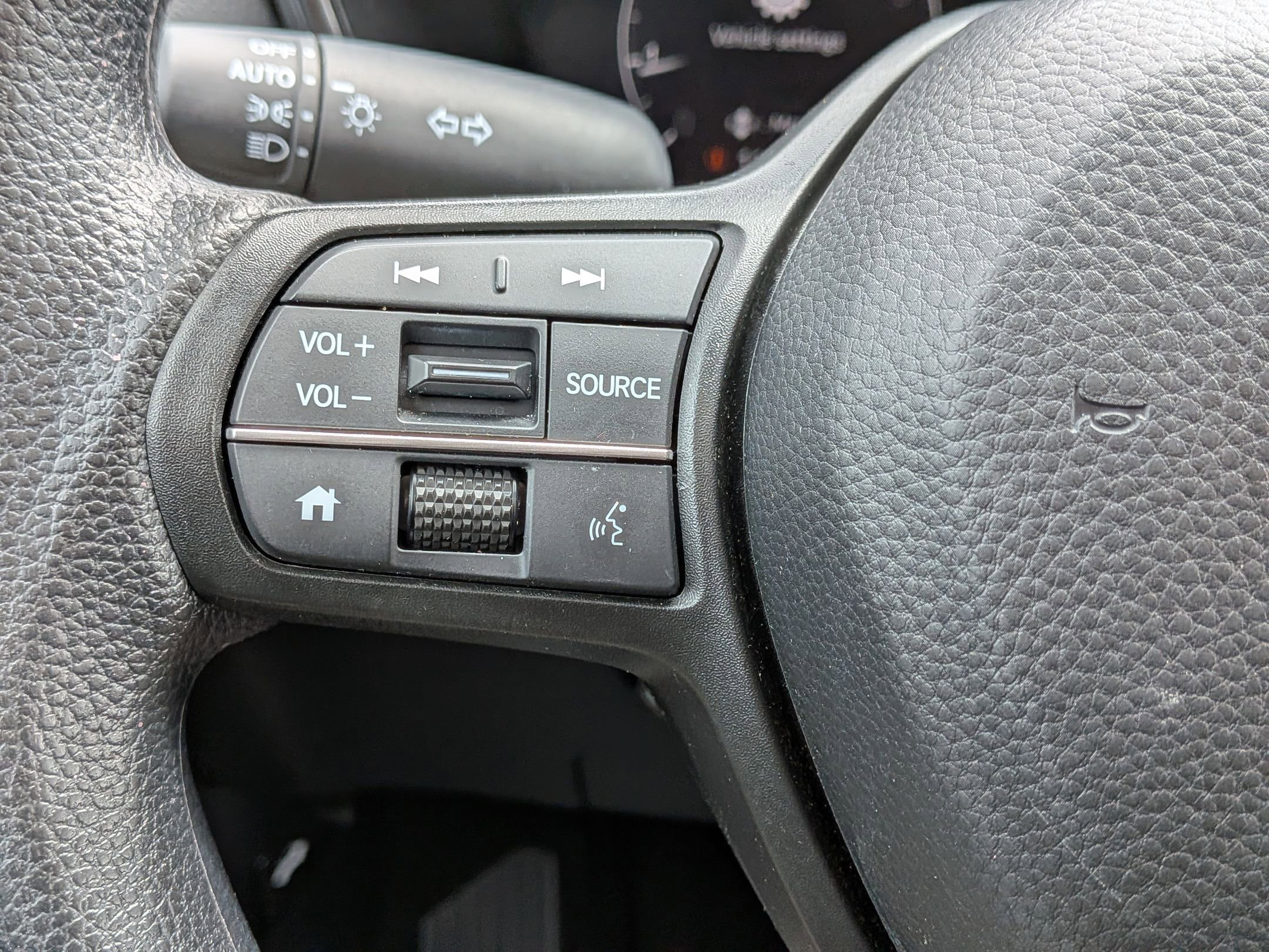 Used 2023 Honda CR-V EX image 15