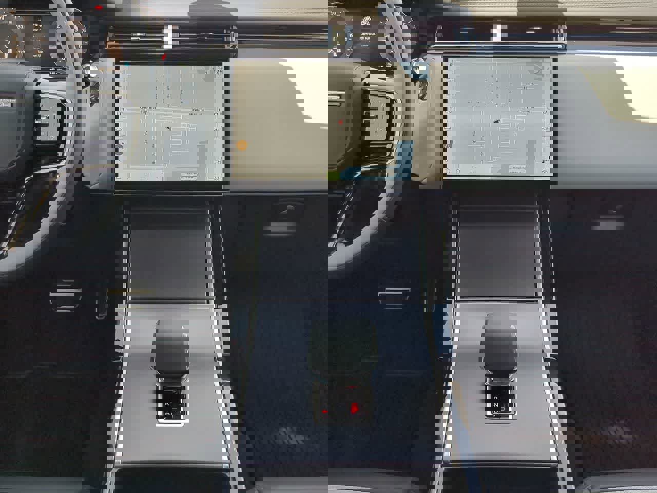 New 2026 Land Rover Range Rover Velar Dynamic SE image 30