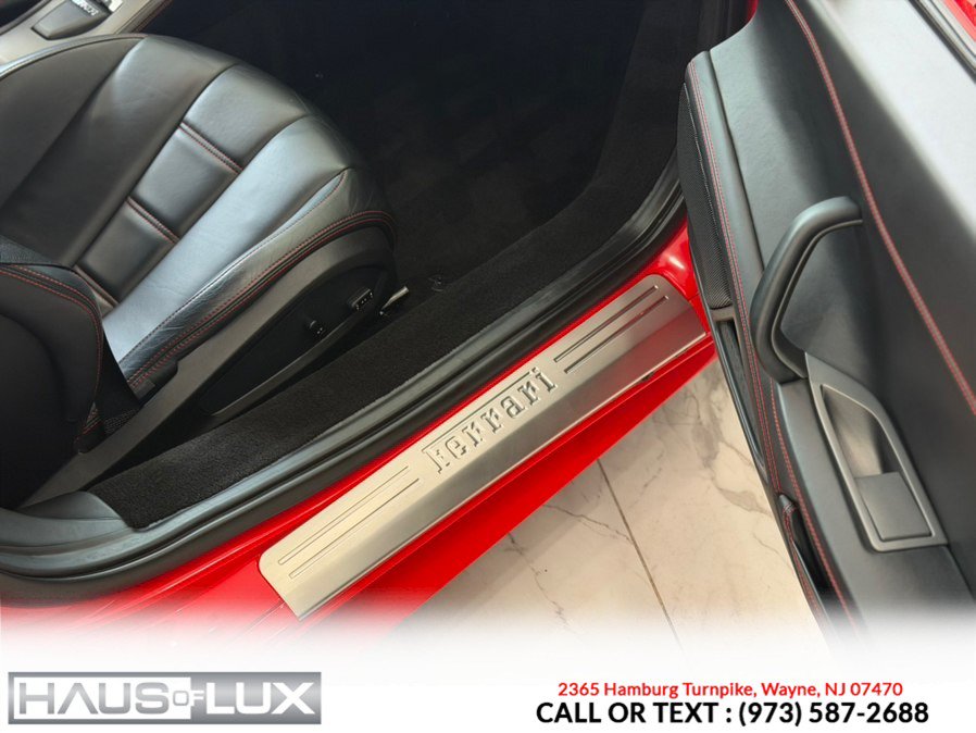 Used 2013 Ferrari 458 Italia Coupe RWD image 29