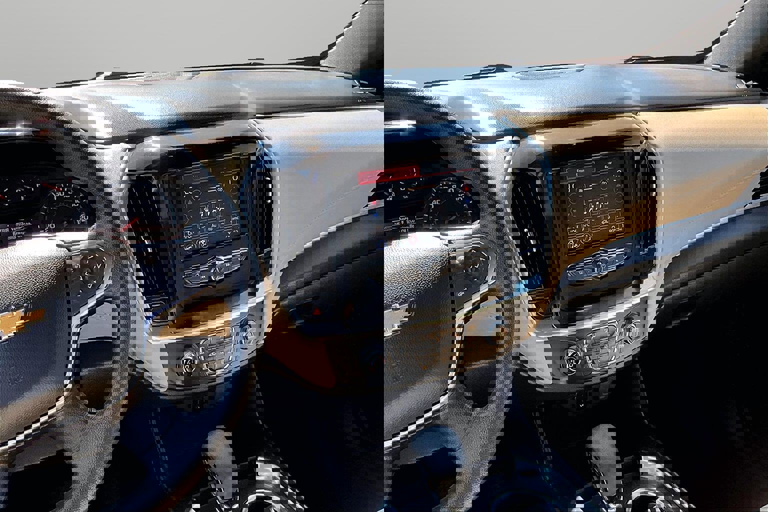 Used 2022 Chevrolet Traverse LS FWD image 6