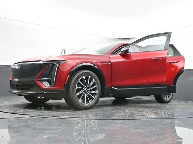 New 2025 Cadillac Lyriq Sport image 61