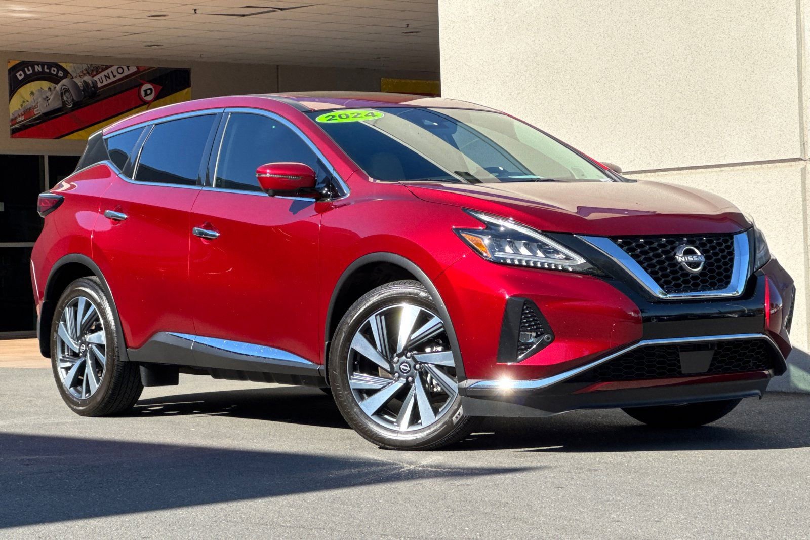 Used 2024 Nissan Murano SL image 2