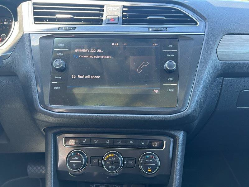 Used 2019 Volkswagen Tiguan SE w/ Panoramic Sunroof Package FWD image 12