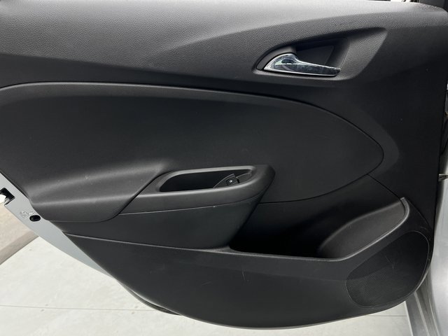 Used 2016 Chevrolet Cruze LS image 20